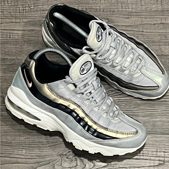 NIKE AIR MAX 95 BIG KIDS [SIZE 7Y/WOMENS 8.5] PLATINUM/RED BRONZE [AJ1899-001] - Picture 4 of 16